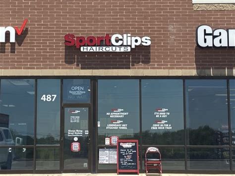 sport clips antioch il|sports clips la grange il.